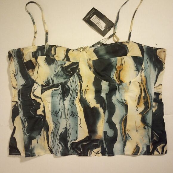 NWT pretty little thing spaghetti strap corset style top - Picture 10 of 10